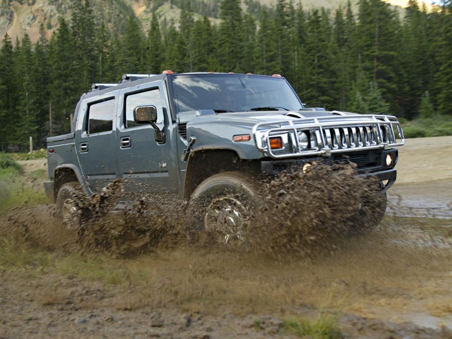  Hummer H2 SUT 2005 года  (фото 23 из 42)